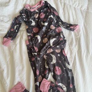 2T pink Moon and Stars Pajama Set